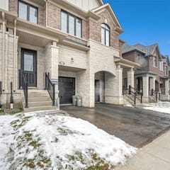 Beautiful 3BR 2 BA Home in Burlington