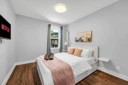 *1 Minute to BMO Field* 4 Bedroom Home In Downtown - Image 2
