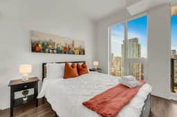 *Beautiful View* High Floor 2 Bedroom Modern Condo - Image 4