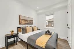 *Cozy House* Little Italy + Laundry + Wifi + Games - Image 2
