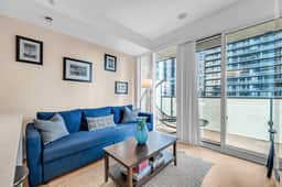 *Cozy Modern Condo* - Heart of Downtown & Gym - Image 2