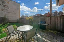 *Gorgeous Backyard* Large Home Heart of Kensington - Image 4