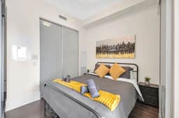 *In the Heart* Spacious Condo Right in Downtown - Image 4