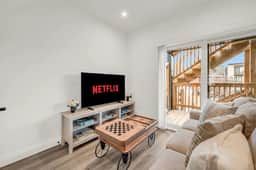 *World Cup* Cute Little Italy Home *Games + Wi-Fi* - Image 3