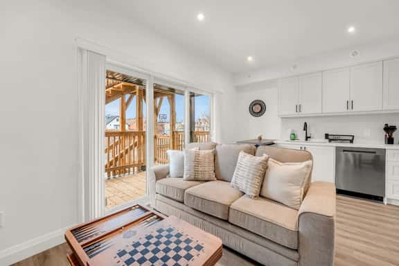 *World Cup* Cute Little Italy Home *Games + Wi-Fi* - Image 1