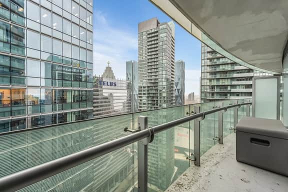 *Amazing Location* Large Downtown Condo High Floor - Image 4