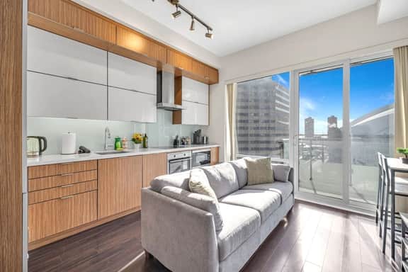 *In the Heart* Spacious Condo Right in Downtown - Image 2